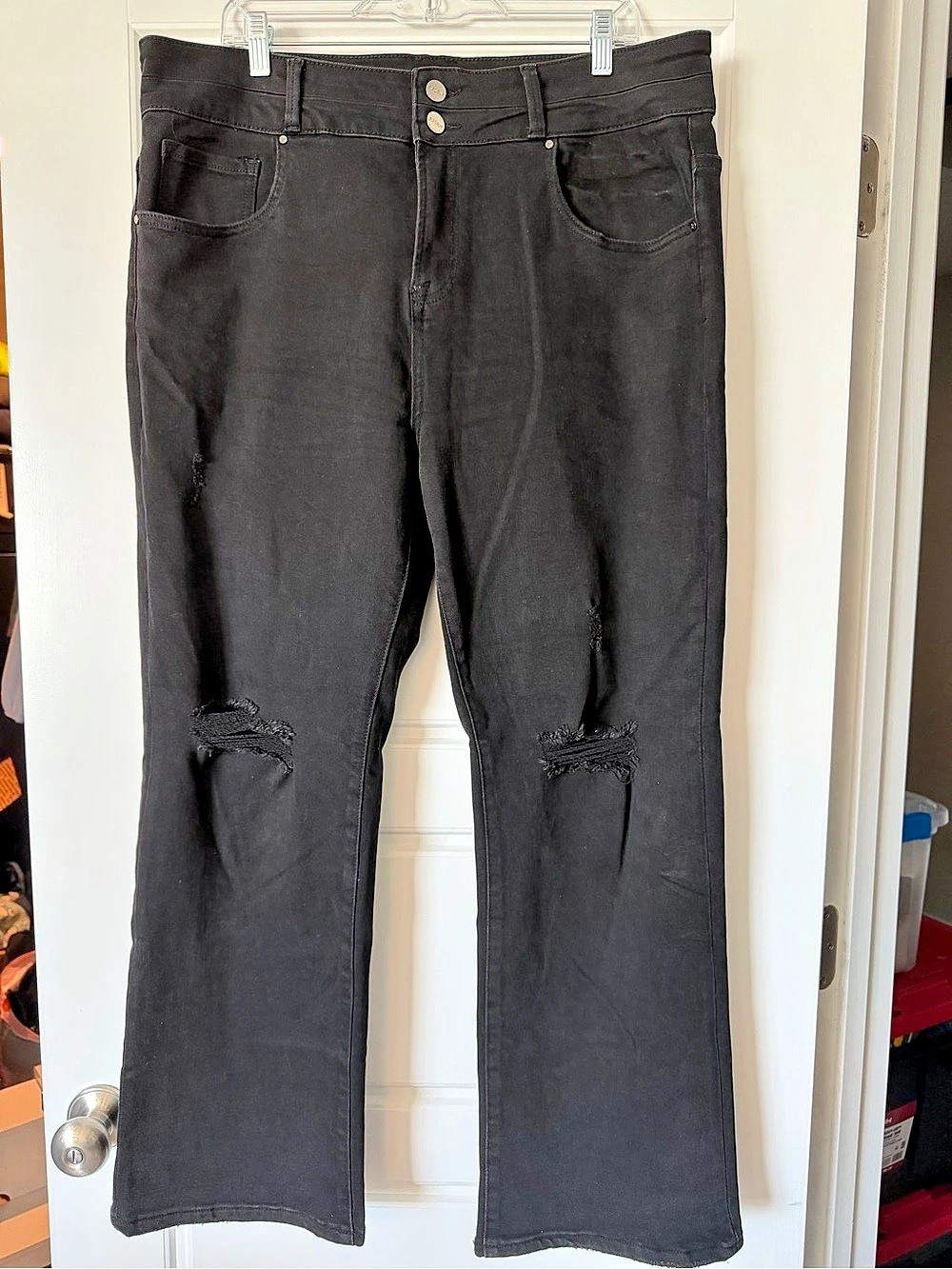 Risen Jeans RDP5309HDX Distressed Straight Leg Jeans in Black Size 2X